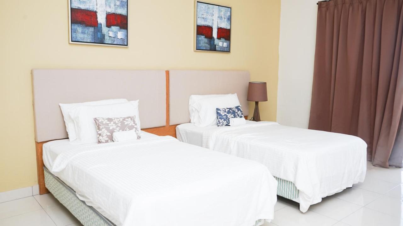 Gold Coast Morib By 369 Stay Kampong Tanjong Pechah Luaran gambar